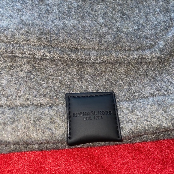 Men’s Michale Kors Wool Peacoat - Picture 4 of 8